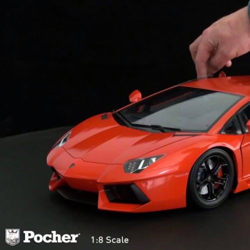 pocher aventador