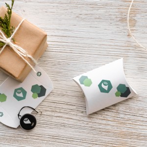 trackR christmas